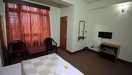 Hotel Green Park, Gangtok - Deluxe-Double-Bed-Room-3